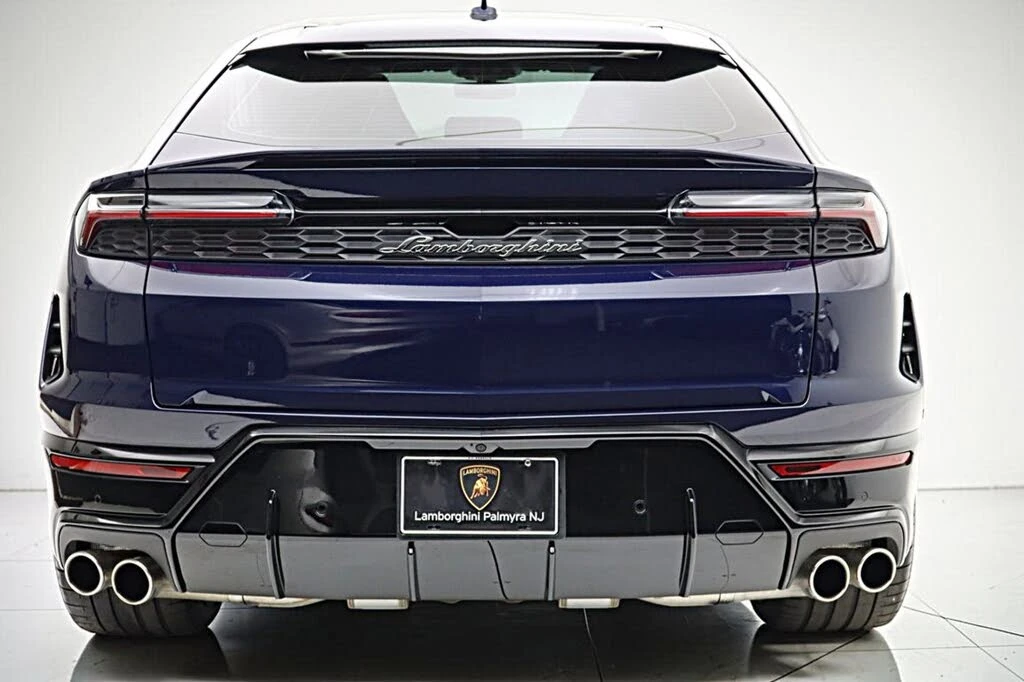 2025 Lamborghini Urus SE - Image 17 of 31