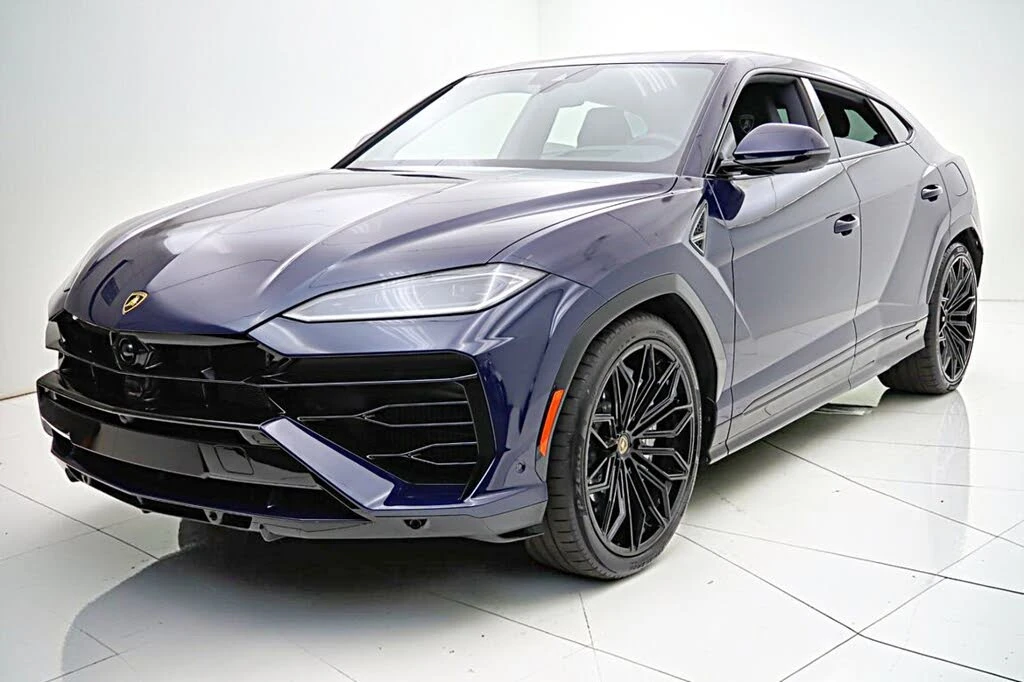 2025 Lamborghini Urus SE - Image 2 of 31