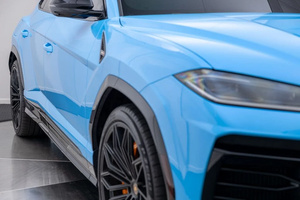 2025 Lamborghini Urus SE - Image 10 of 31