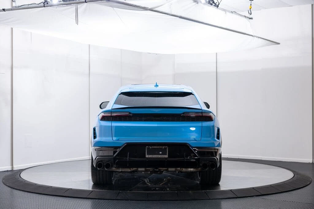 2025 Lamborghini Urus SE - Image 5 of 31