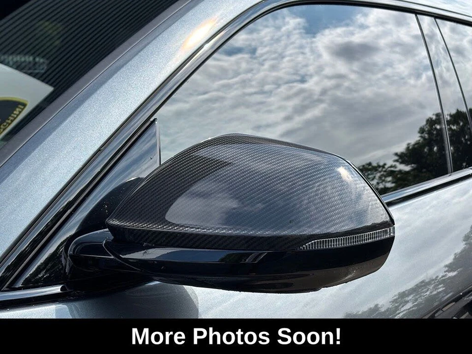 2025 Lamborghini Urus SE - Image 6 of 10