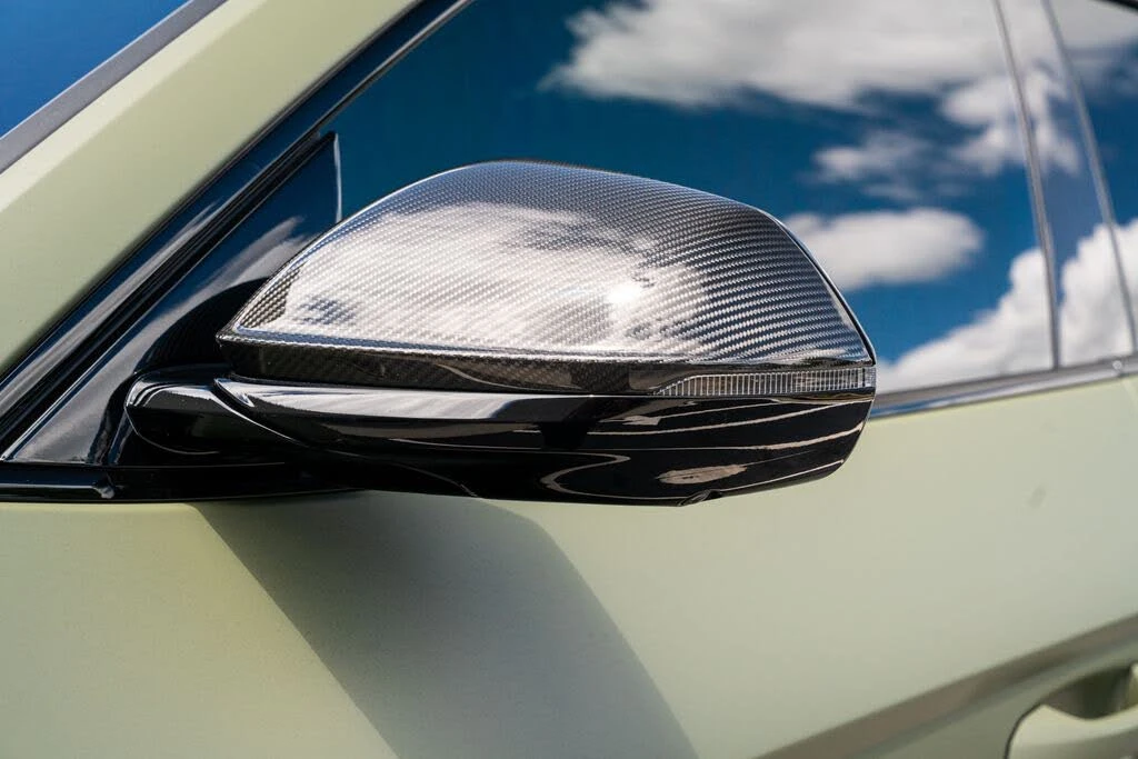 2025 Lamborghini Urus SE - Image 27 of 31