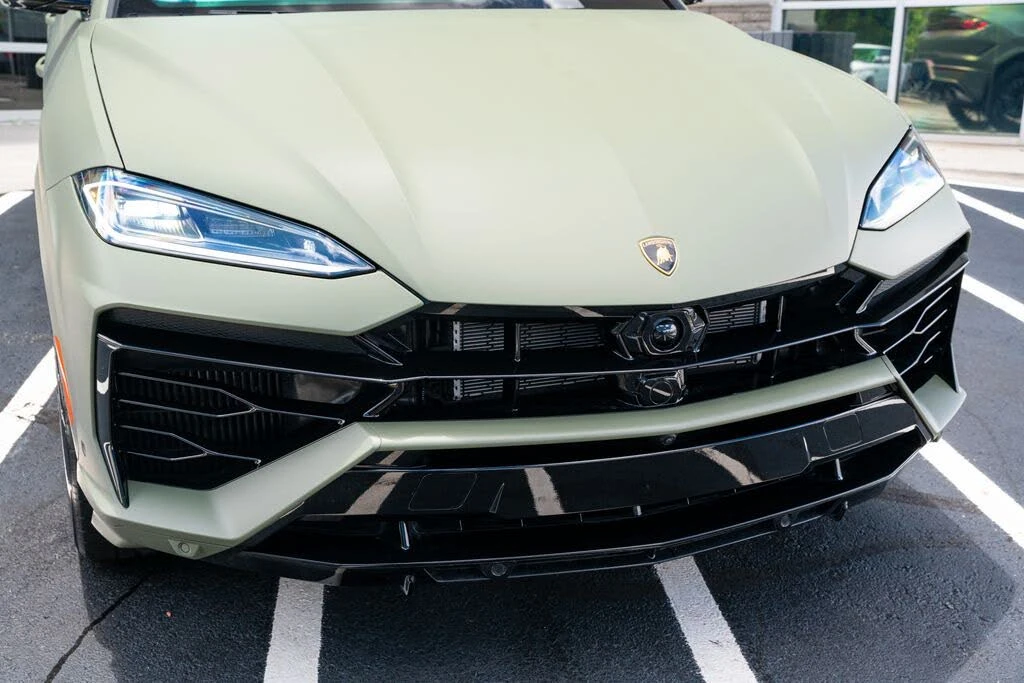 2025 Lamborghini Urus SE - Image 5 of 31
