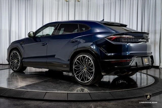2025 Lamborghini Urus SE - Image 11 of 31