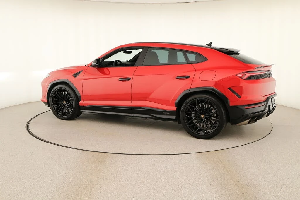 2025 Lamborghini Urus SE - Image 3 of 31