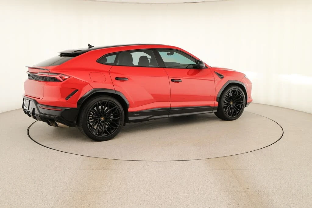 2025 Lamborghini Urus SE - Image 7 of 31
