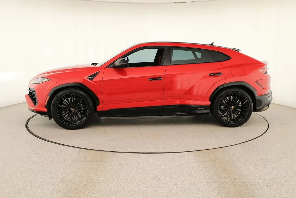 2025 Lamborghini Urus SE - Image 2 of 31