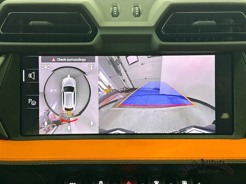 2025 Lamborghini Urus SE - Image 20 of 31