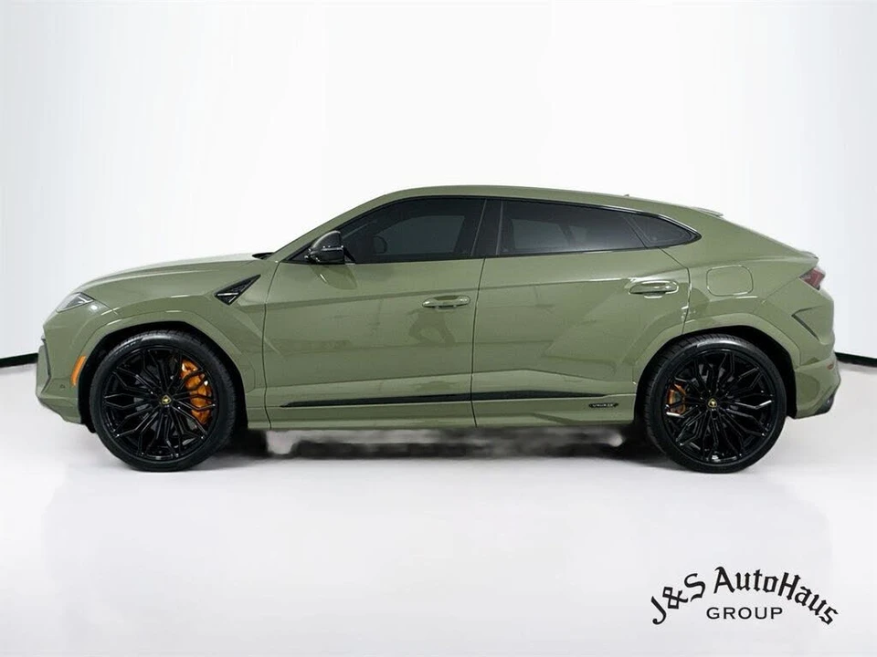 2025 Lamborghini Urus SE - Image 4 of 31