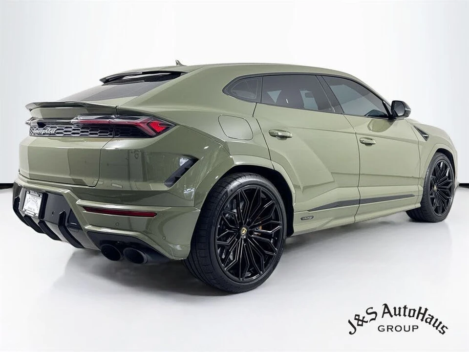 2025 Lamborghini Urus SE - Image 7 of 31