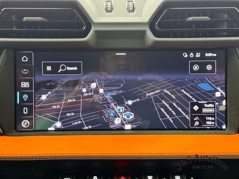 2025 Lamborghini Urus SE - Image 19 of 31