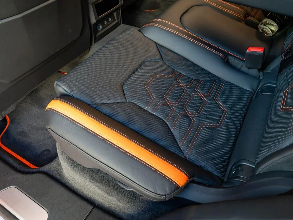 2025 Lamborghini Urus SE - Image 31 of 31