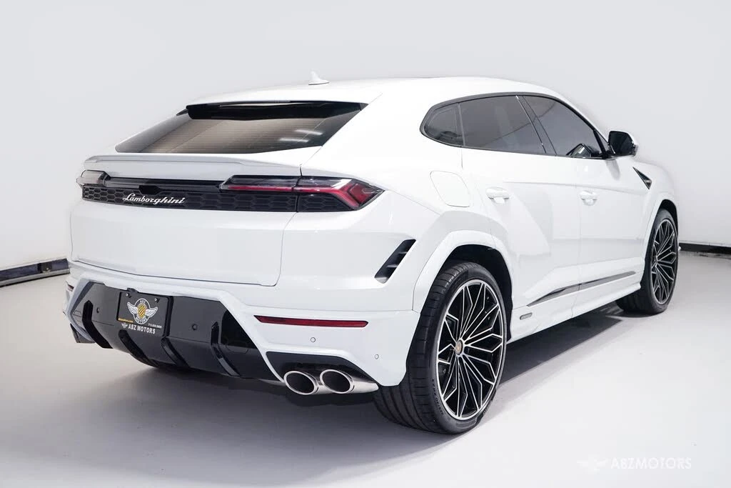 2025 Lamborghini Urus SE - Image 6 of 31