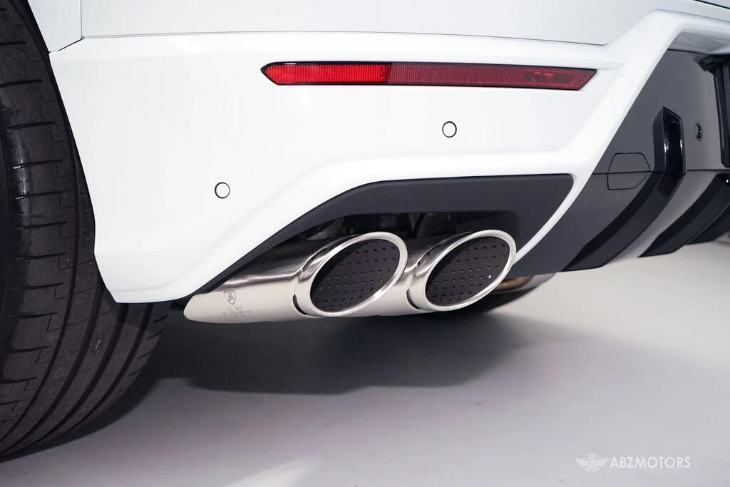 2025 Lamborghini Urus SE - Image 9 of 31