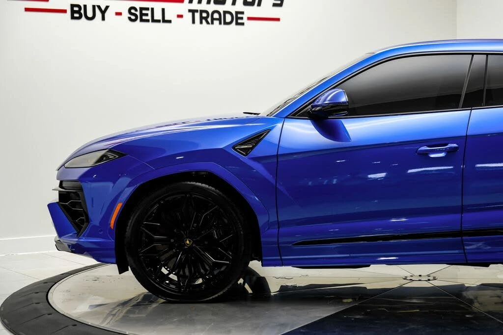 2025 Lamborghini Urus SE - Image 14 of 31