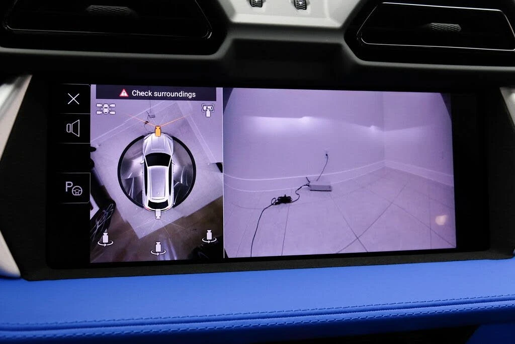 2025 Lamborghini Urus SE - Image 26 of 31