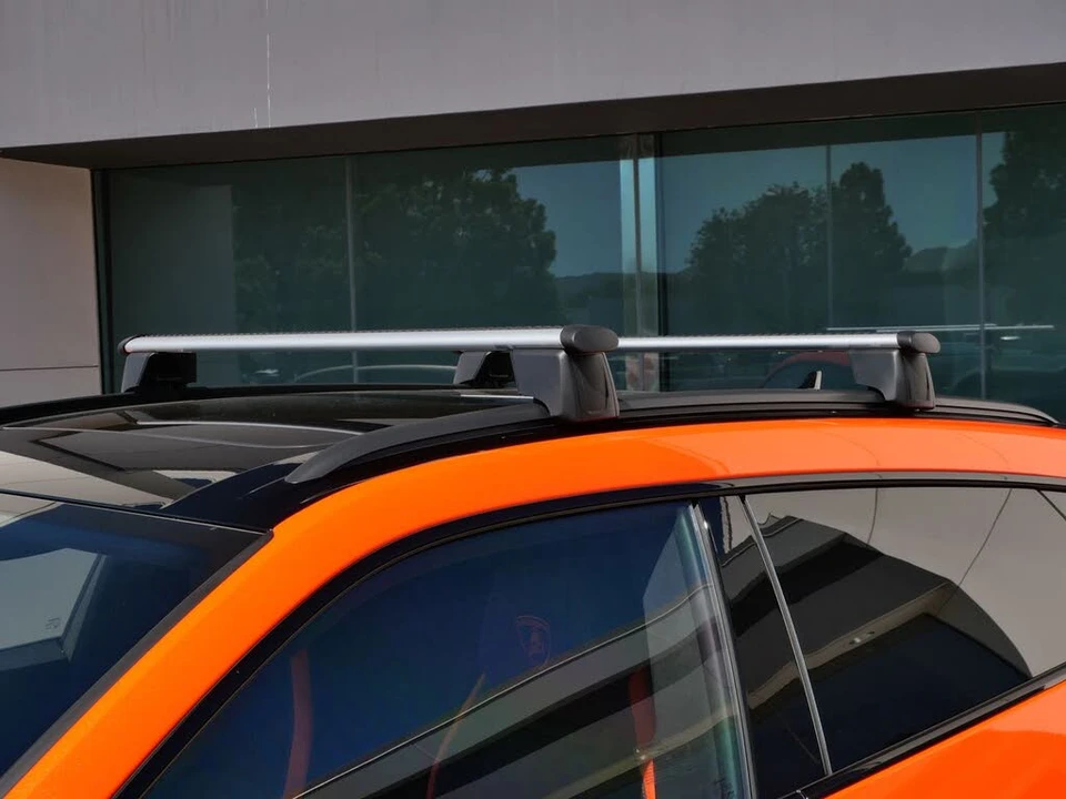 2025 Lamborghini Urus SE - Image 13 of 31
