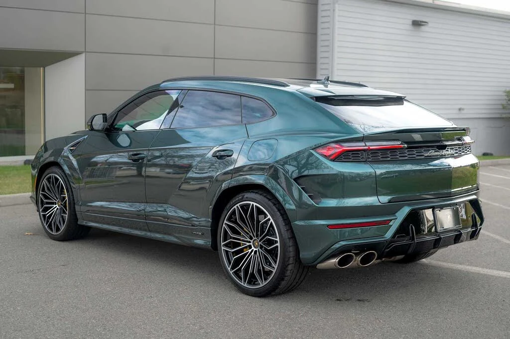 2025 Lamborghini Urus SE - Image 3 of 31