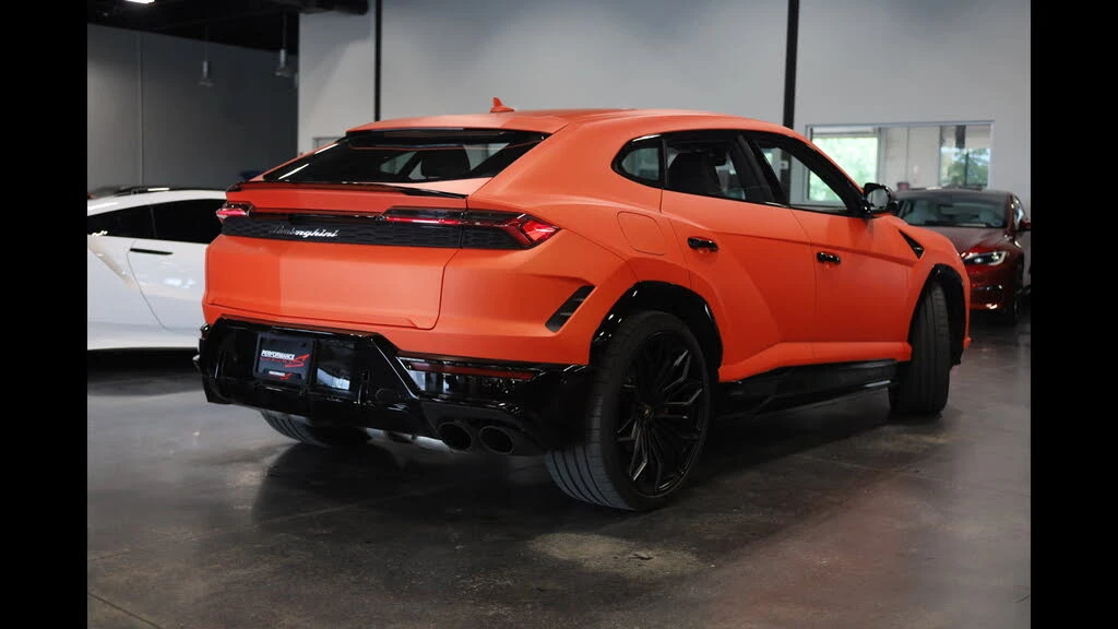 2025 Lamborghini Urus SE - Image 6 of 31