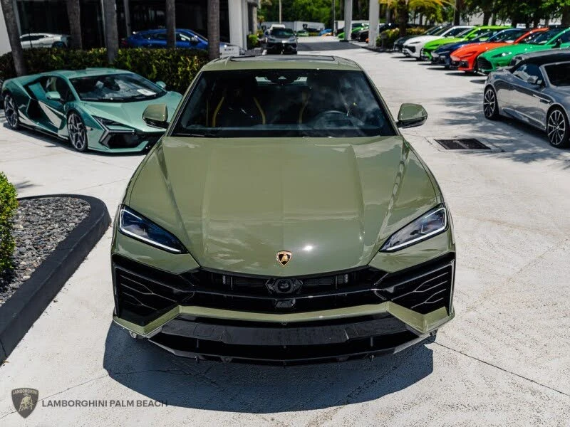 2025 Lamborghini Urus SE - Image 4 of 24