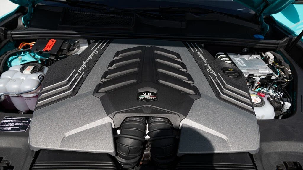 2025 Lamborghini Urus SE - Image 12 of 27