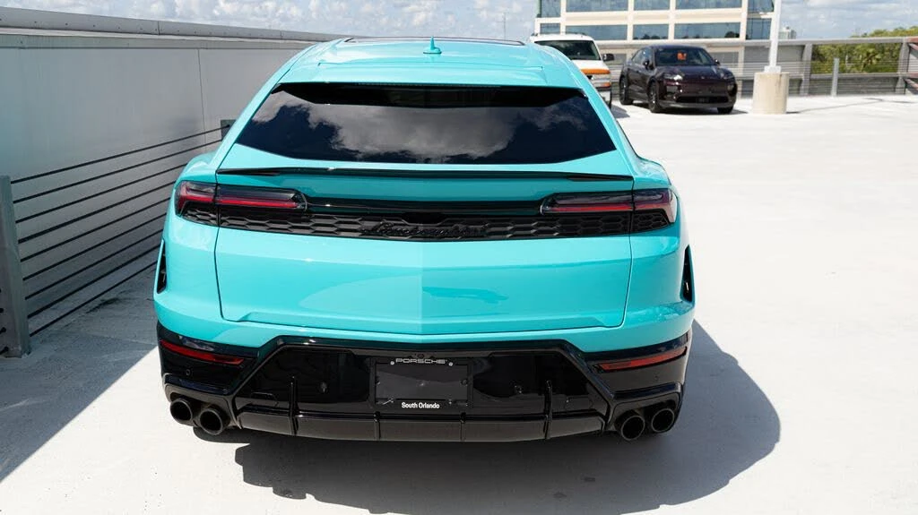 2025 Lamborghini Urus SE - Image 7 of 27