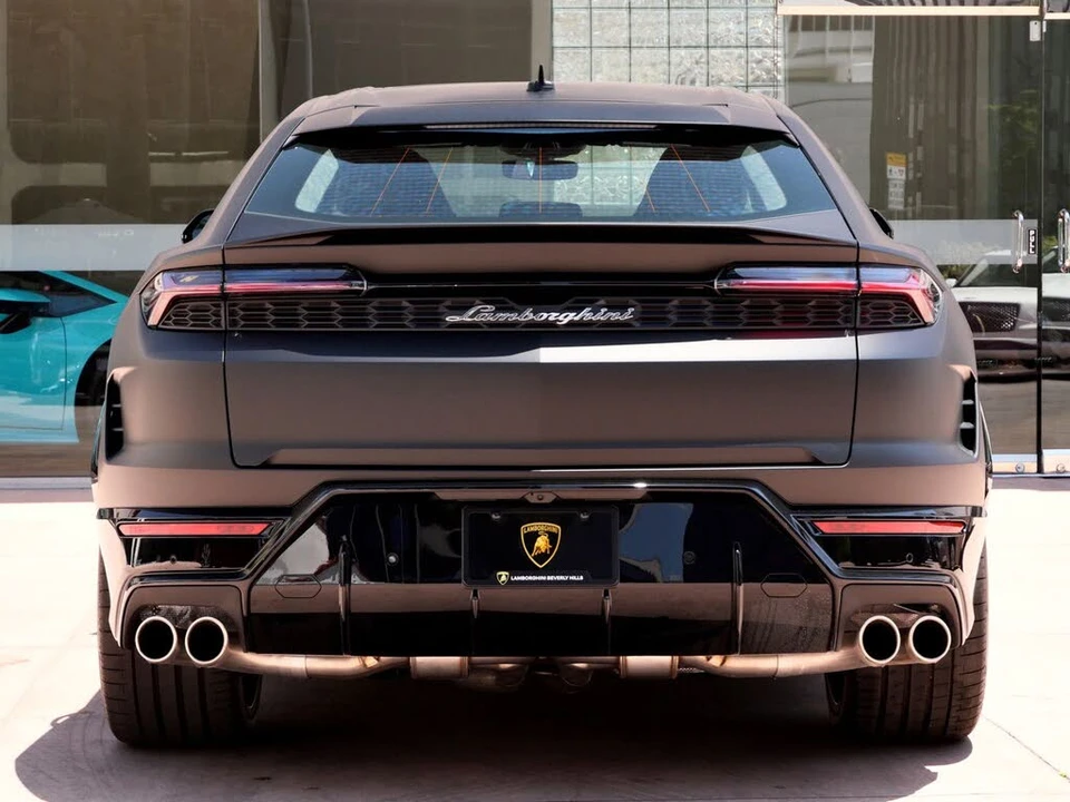 2025 Lamborghini Urus SE - Image 4 of 27