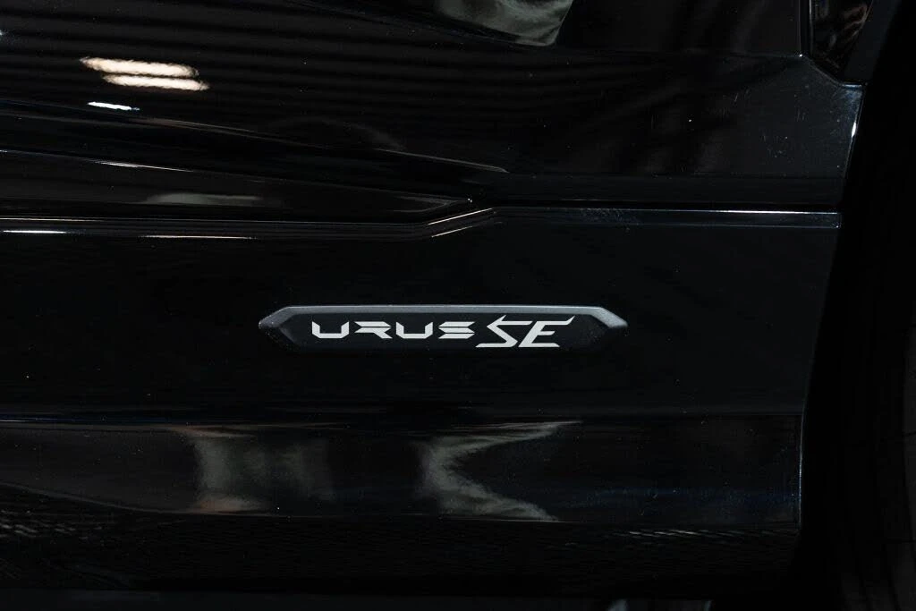 2025 Lamborghini Urus SE - Image 8 of 31