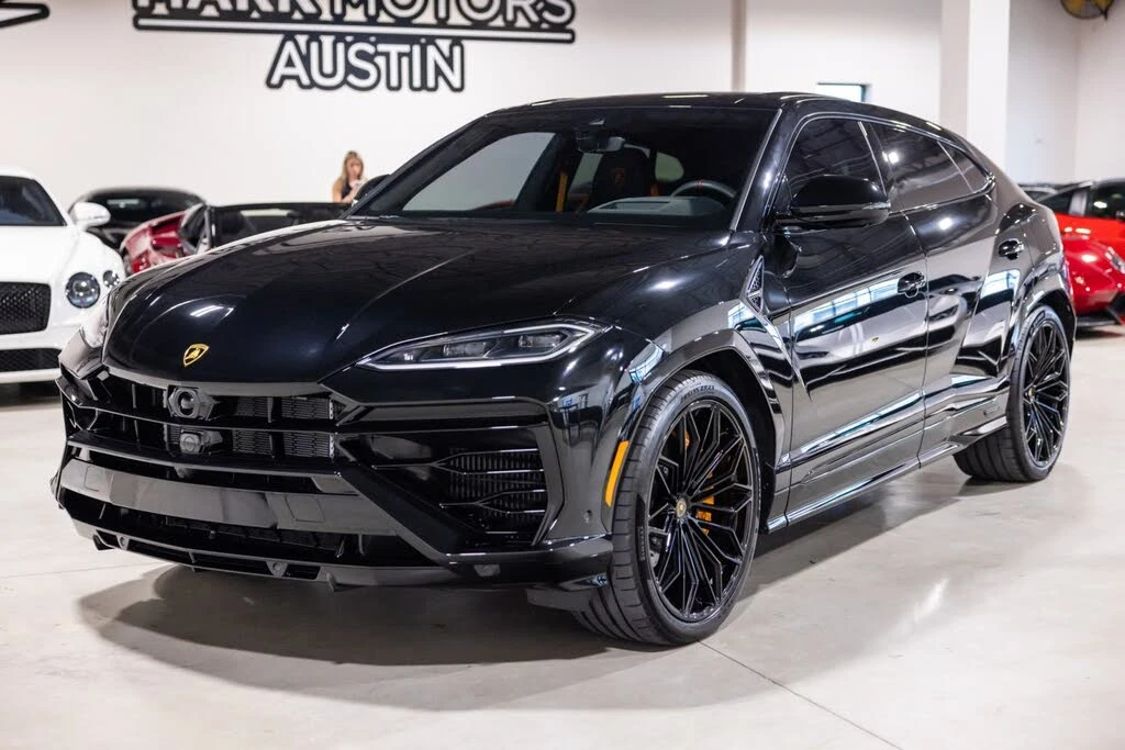 2025 Lamborghini Urus SE - Image 12 of 31