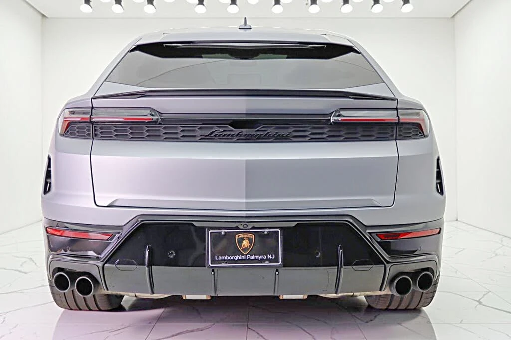 2025 Lamborghini Urus SE - Image 10 of 31
