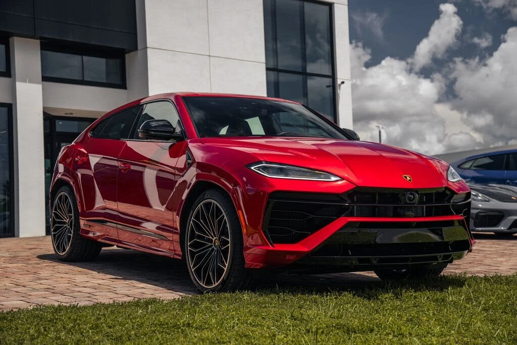 2025 Lamborghini Urus SE - Image 7 of 31