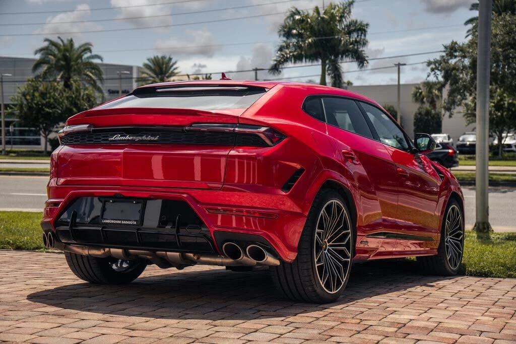 2025 Lamborghini Urus SE - Image 5 of 31