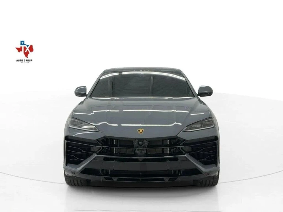 2025 Lamborghini Urus SE - Image 8 of 31