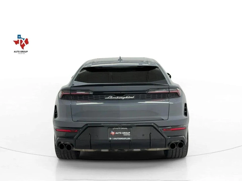 2025 Lamborghini Urus SE - Image 9 of 31