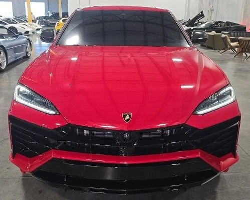 2025 Lamborghini Urus SE - Image 6 of 7
