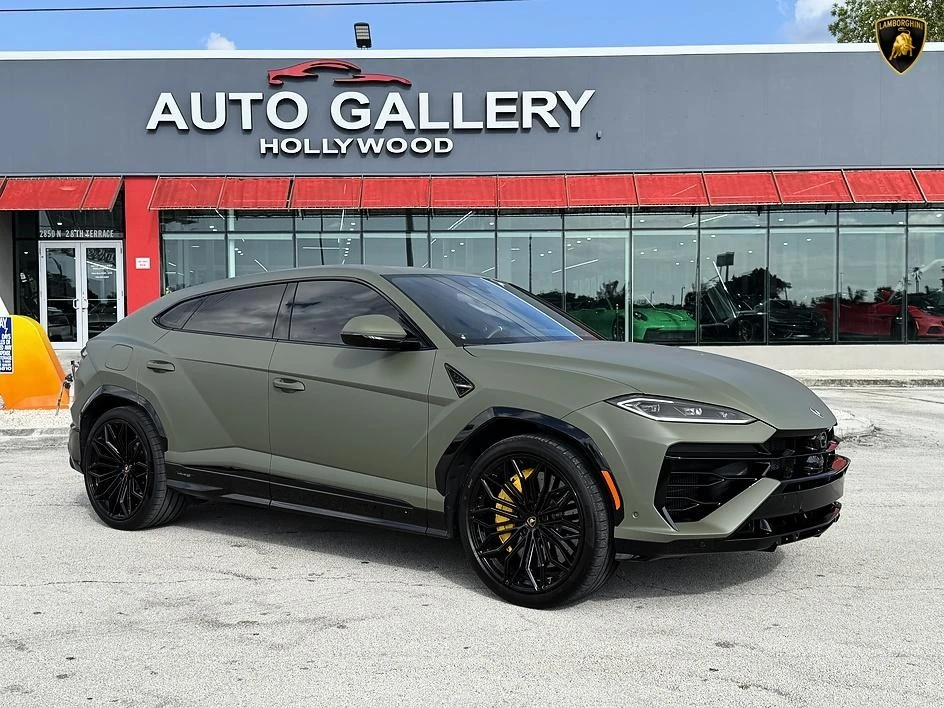 2025 Lamborghini Urus SE - Image 9 of 31