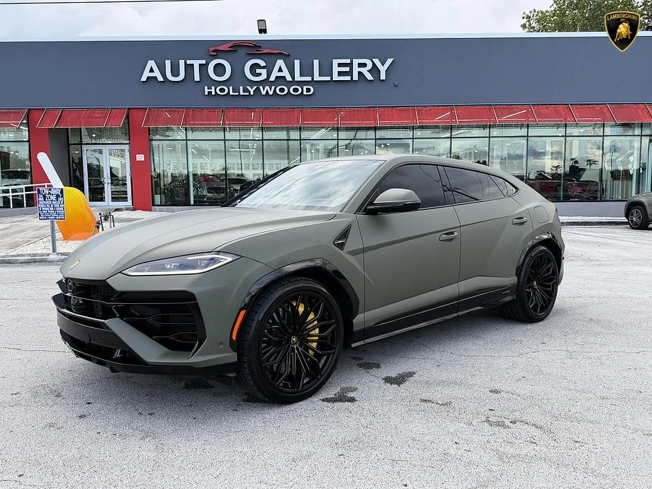 2025 Lamborghini Urus SE - Image 11 of 31