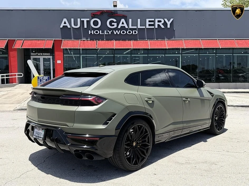 2025 Lamborghini Urus SE - Image 4 of 31
