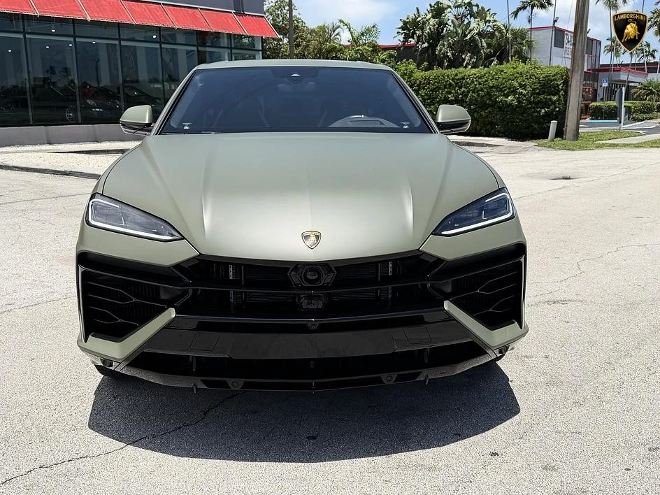 2025 Lamborghini Urus SE - Image 8 of 31