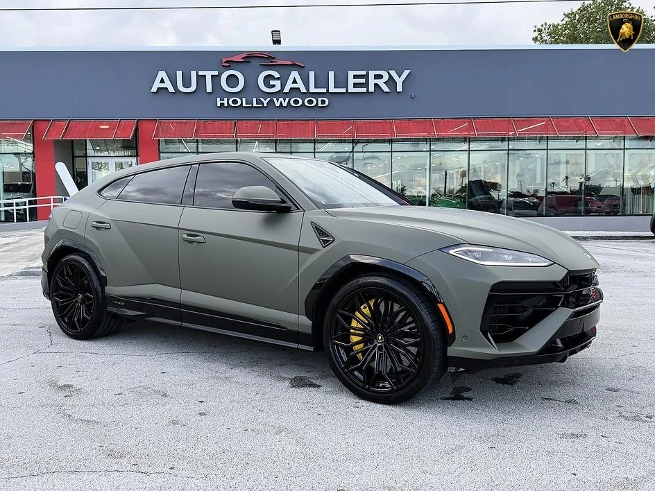 2025 Lamborghini Urus SE - Image 12 of 31