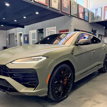 2025 Lamborghini Urus SE