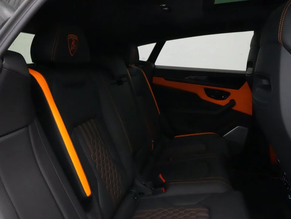 2025 Lamborghini Urus SE - Image 13 of 19