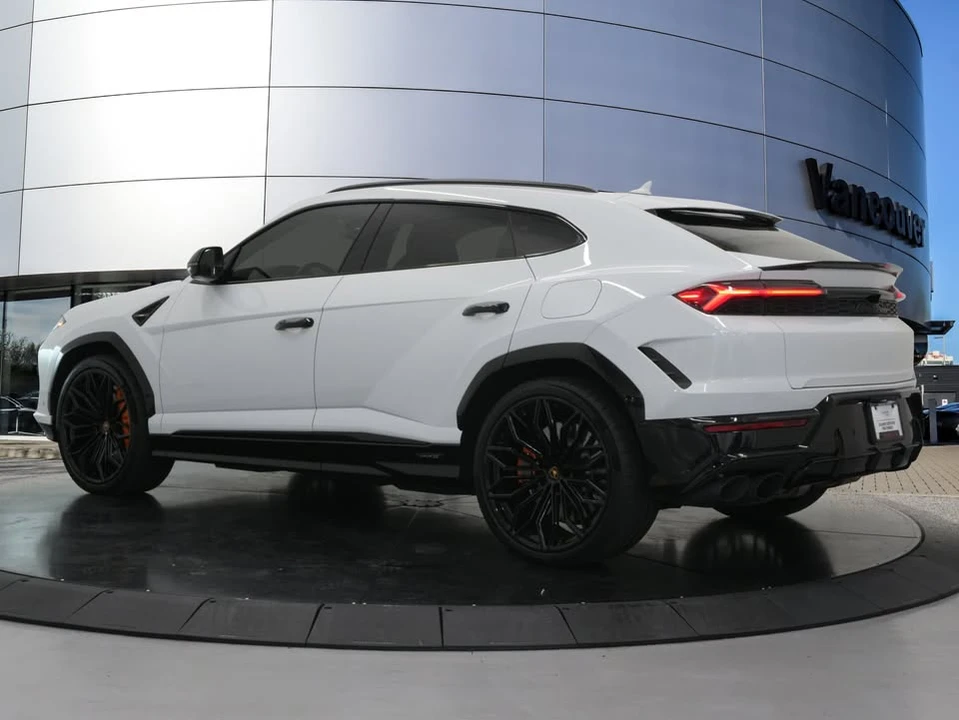 2025 Lamborghini Urus SE - Image 7 of 19
