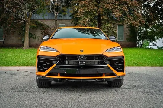 2025 Lamborghini Urus SE