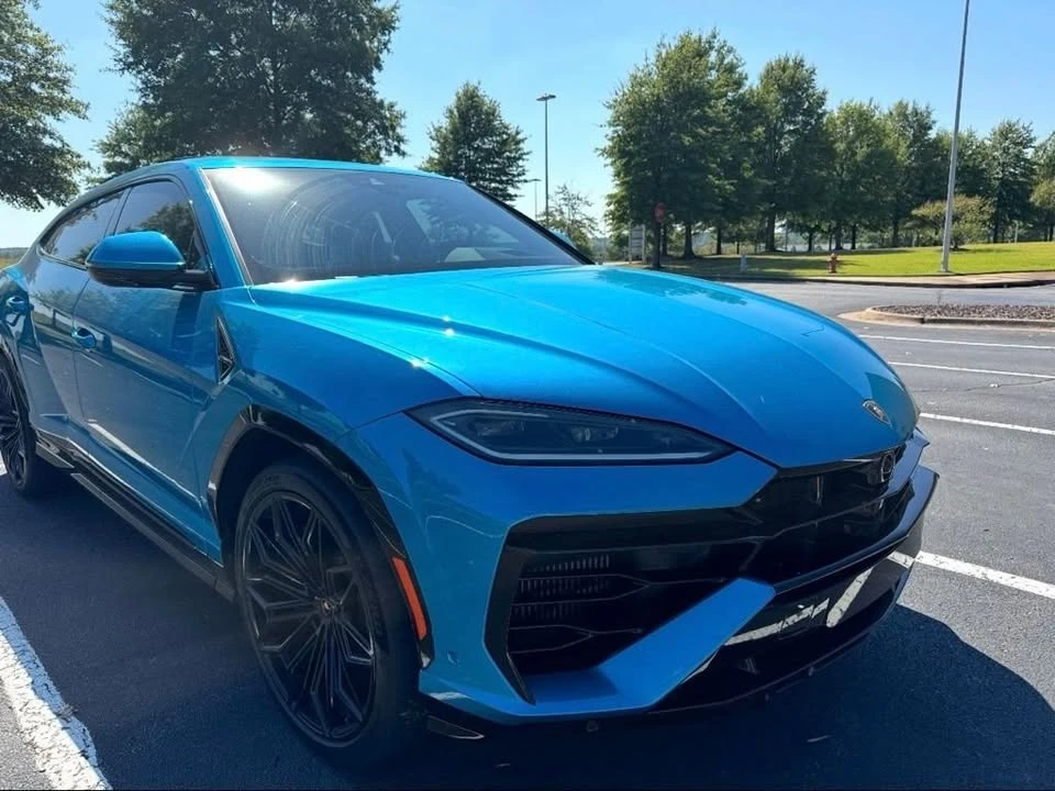 2025 Lamborghini Urus SE - Image 4 of 16