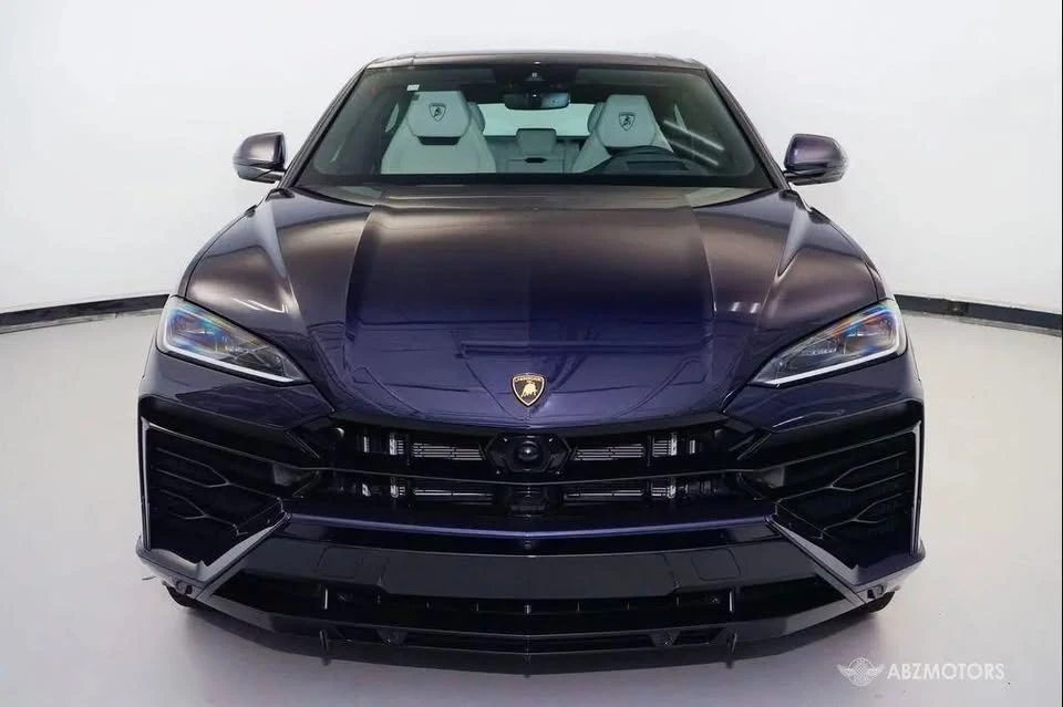 2025 Lamborghini Urus SE - Image 3 of 19