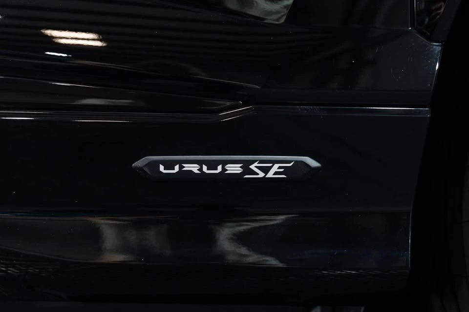 2025 Lamborghini Urus SE - Image 5 of 18