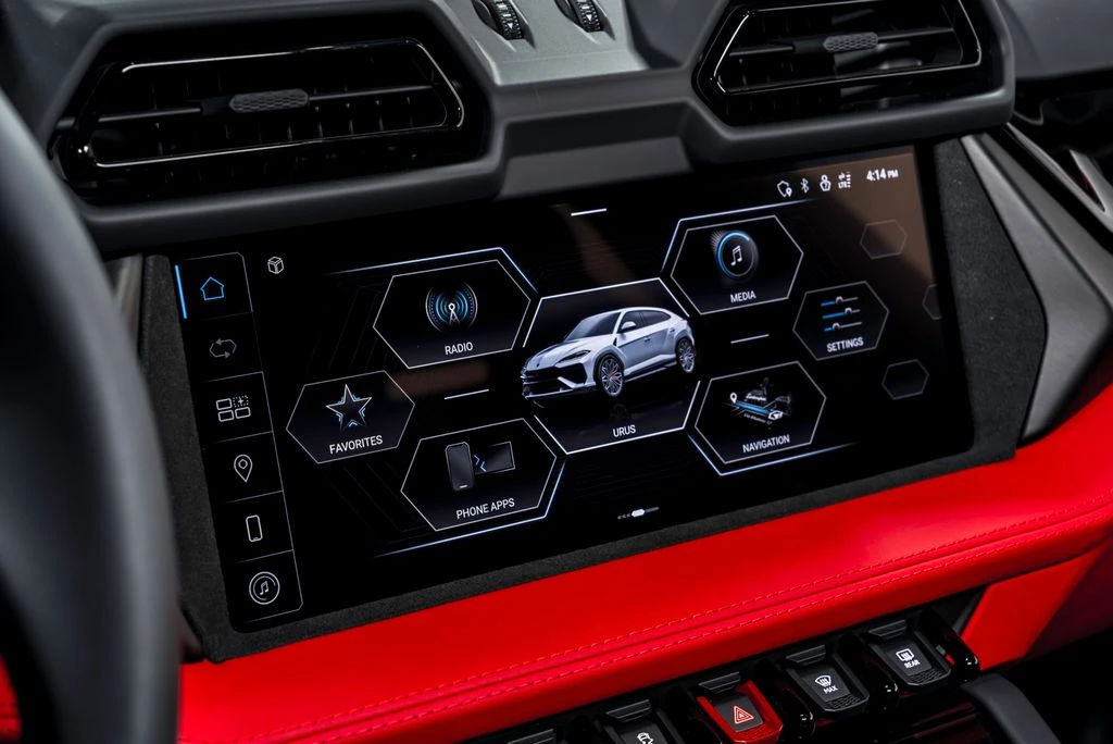 2025 Lamborghini Urus SE - Image 24 of 31