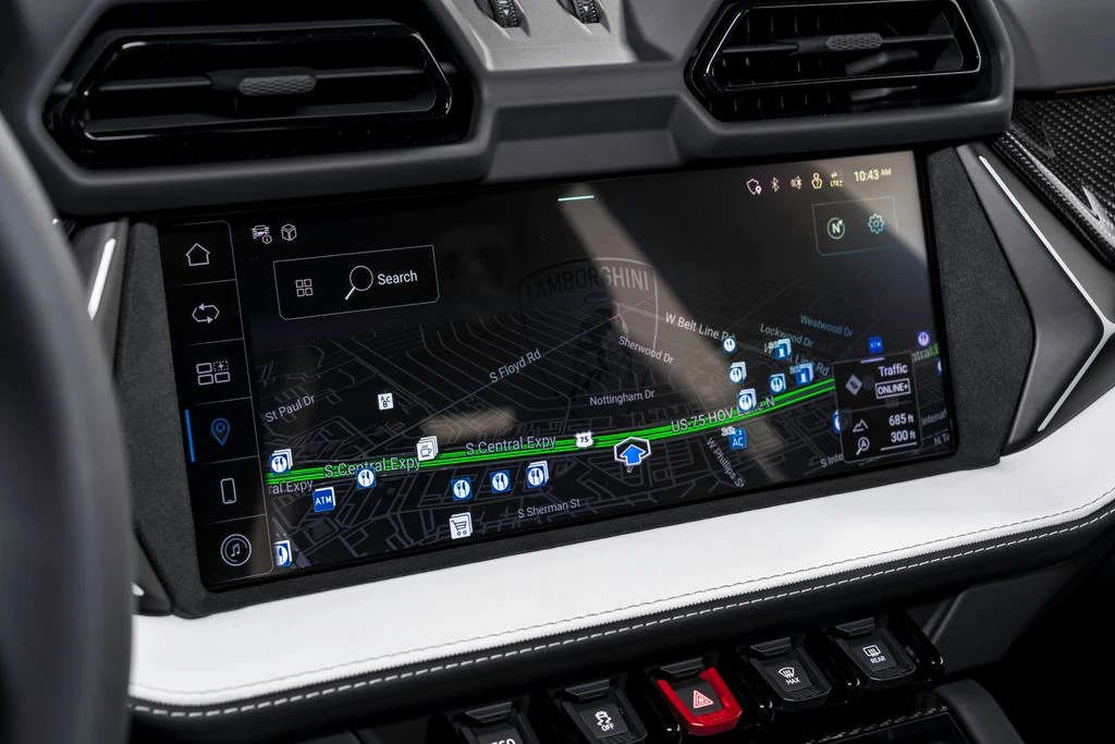 2025 Lamborghini Urus SE - Image 25 of 31