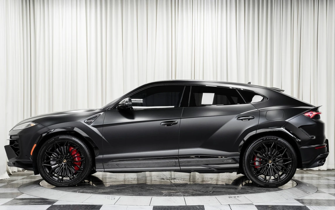 2025 Lamborghini Urus SE - Image 6 of 12